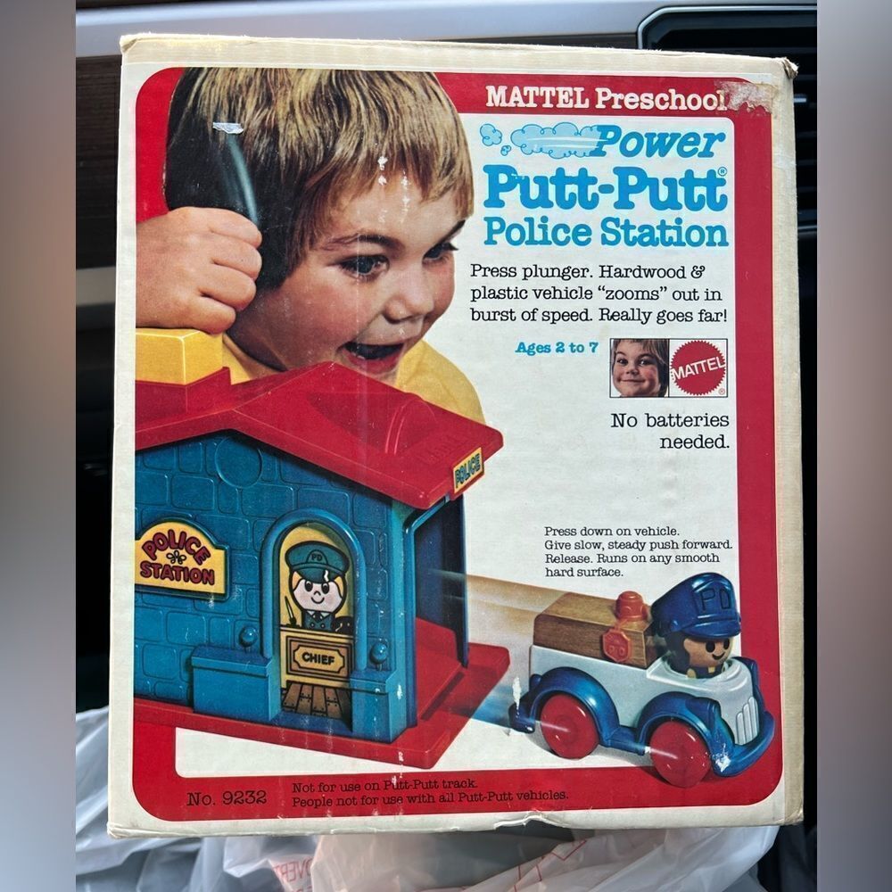 Vtg 1975 Mattel Preschool Power Putt Putt Police Station Car Missing hat